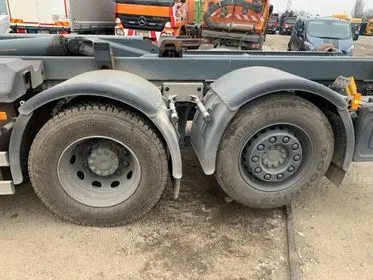 Mercedes Benz Actros 2542L/ 2016/ 6x2 (40)