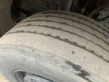 Mercedes Benz Actros 2542L/ 2016/ 6x2 (33)