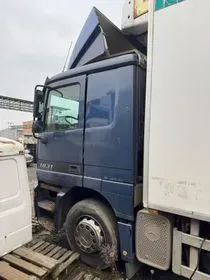 Mercedes-Benz ACTROS 1831 L / 2003 / 710 490 km (2)