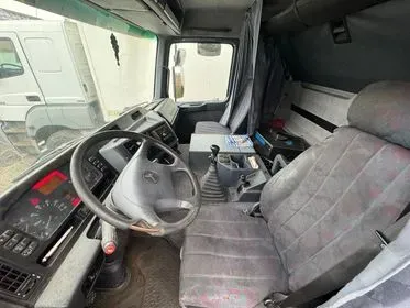 Mercedes-Benz ACTROS 1831 L / 2003 / 710 490 km (9)