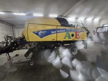 New Holland BB9080 / 2010 (1)