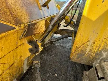 KOMATSU D65EX-16 / 2011 (11)