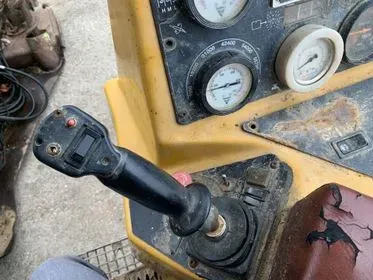 Vermeer 75x 100 / 2008  (12)