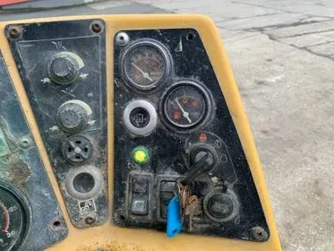 Vermeer 75x 100 / 2008  (15)