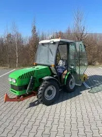 MALOTRAKTOR VEGA HP 30  / 2005 (1)