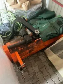 MALOTRAKTOR VEGA HP 30  / 2005 (11)