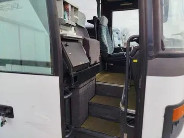 SETRA S 250 SPECIAL / 1998 / 814 000 km (9)