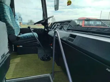 SETRA S 250 SPECIAL / 1998 / 814 000 km (10)