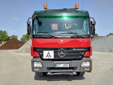 Mercedes Benz Actros 4144 8x4/ 2007/ 438000km/ EURO 4/ container carier/crane (2)