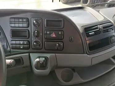 Mercedes Benz Actros 4144 8x4/ 2007/ 438000km/ EURO 4/ container carier/crane (32)