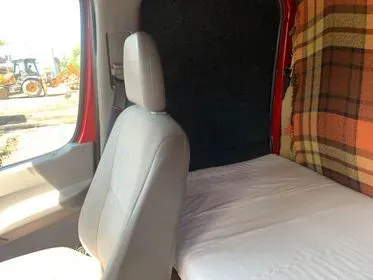 VW CRAFTER Double Cab 2,5TDI/ 2007/ 900000 km  (16)