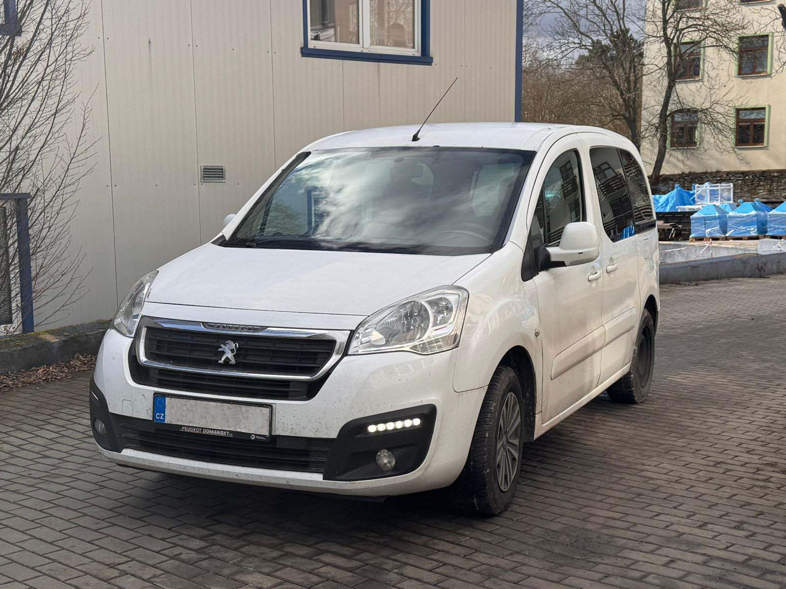 Peugeot Partner Tepee / 2018 / 325 500 km