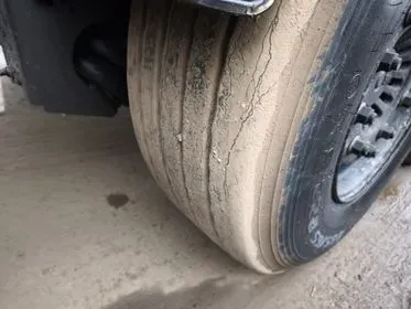 ZASLAW D-653/ 2011/ návěs sklápěcí (12)