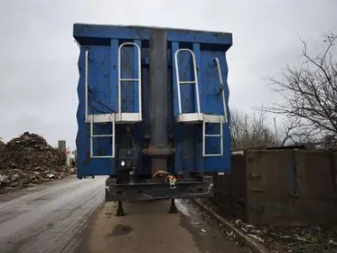 ZASLAW D-653/ 2011/ návěs sklápěcí (2)