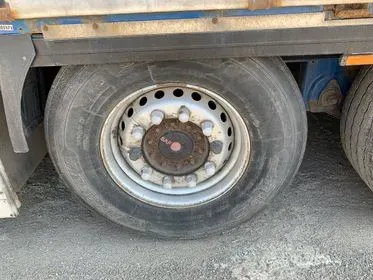 Krone SD /2013/ curtain side semi trailer (29)