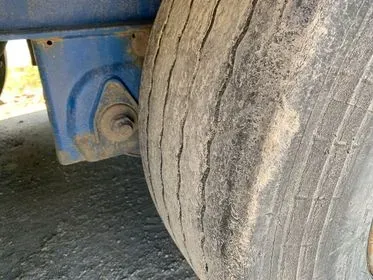 Krone SD /2013/ curtain side semi trailer (34)