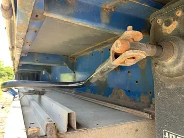 Krone SD /2013/ curtain side semi trailer (70)