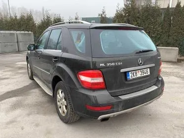 Mercedes Benz ML 350 CDI 4 MATIC/ 2009/ 257 953 km  (11)