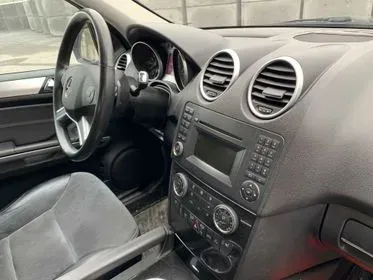 Mercedes Benz ML 350 CDI 4 MATIC/ 2009/ 257 953 km  (125)