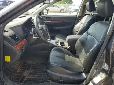 Subaru Ourback 3,6 AS / 2012 / 169 000 km (2)