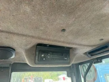 NEW HOLLAND/ 2002 (14)