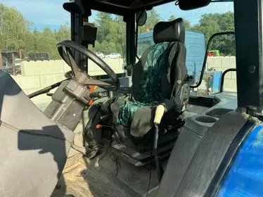 NEW HOLLAND/ 2002 (9)