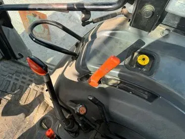 NEW HOLLAND/ 2002 (10)