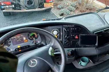 Mercedes Benz Actros 3236 B 8X4 / 2007/ 356 300 km/ Intermix 9m3  (17)