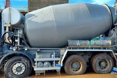 Mercedes Benz Actros 3236 B 8X4 / 2007/ 356 300 km/ Intermix 9m3  (3)