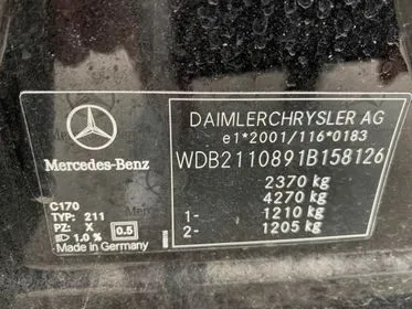 Mercedes Benz E 320 CDI / 2007/ 128 055km  (110)