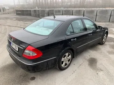 Mercedes Benz E 320 CDI / 2007/ 128 055km  (124)