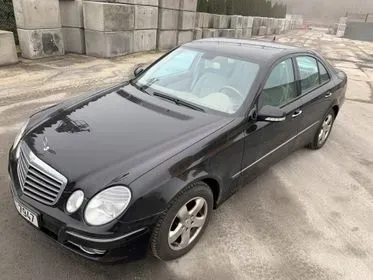 Mercedes Benz E 320 CDI / 2007/ 128 055km  (127)