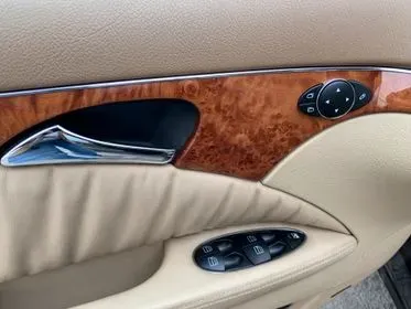 Mercedes Benz E 320 CDI / 2007/ 128 055km  (15)