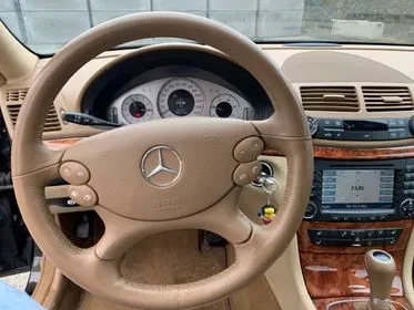 Mercedes Benz E 320 CDI / 2007/ 128 055km  (20)