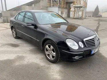 Mercedes Benz E 320 CDI / 2007/ 128 055km  (3)