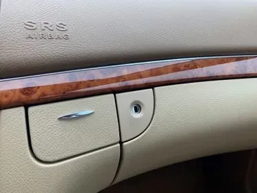 Mercedes Benz E 320 CDI / 2007/ 128 055km  (32)