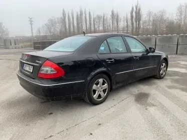 Mercedes Benz E 320 CDI / 2007/ 128 055km  (5)