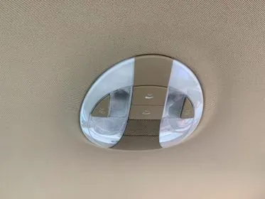 Mercedes Benz E 320 CDI / 2007/ 128 055km  (52)