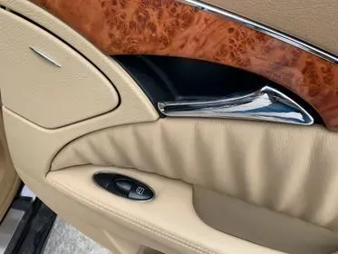 Mercedes Benz E 320 CDI / 2007/ 128 055km  (60)