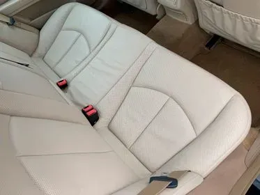 Mercedes Benz E 320 CDI / 2007/ 128 055km  (65)