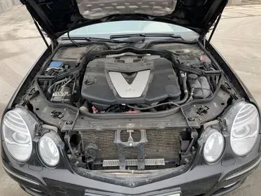 Mercedes Benz E 320 CDI / 2007/ 128 055km  (68)