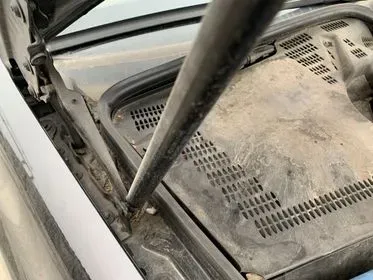 Mercedes Benz E 320 CDI / 2007/ 128 055km  (81)