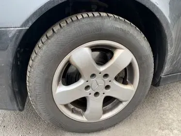 Mercedes Benz E 320 CDI / 2007/ 128 055km  (83)