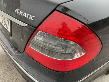 Mercedes Benz E 320 CDI / 2007/ 128 055km  (98)