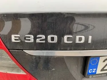 Mercedes Benz E 320 CDI / 2007/ 128 055km  (100)