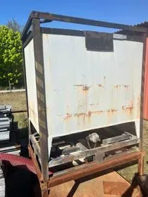 Nádrž na olej / benzín (1)