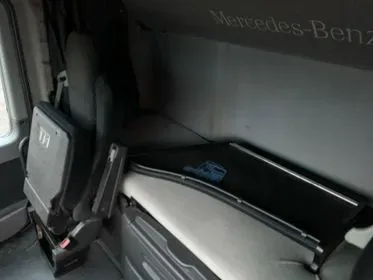 Mercedes Benz Actros 1844 LS/ 2011/ EURO 5  (38)