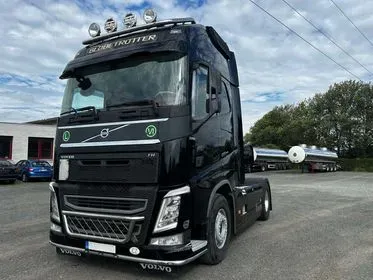 VOLVO FH 13.500 / 2016 / 888 400 km (1)