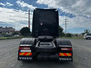 VOLVO FH 13.500 / 2016 / 888 400 km (5)