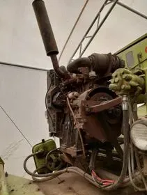 Motor PERKINS 404D-22 (3)